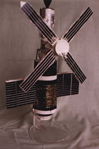 Skylab (1/96)